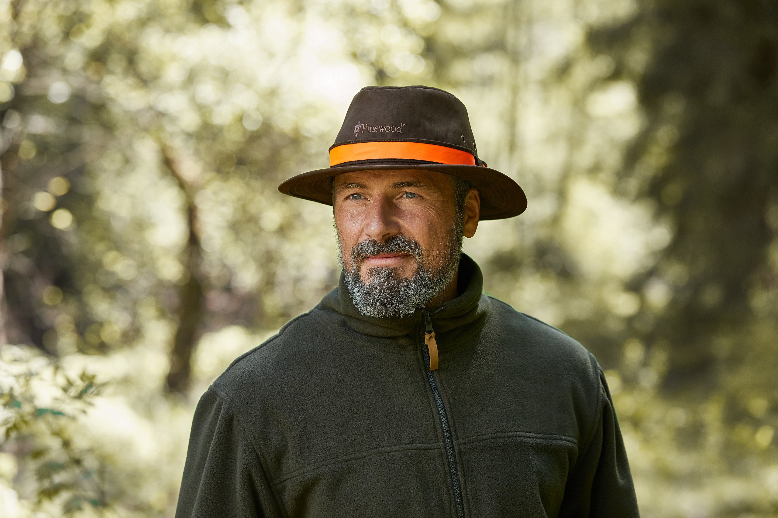 Pokrývky hlavy do lesa